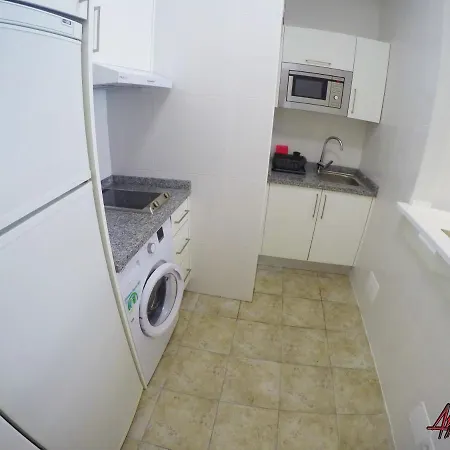 Edificio Abora Лос Кристианос