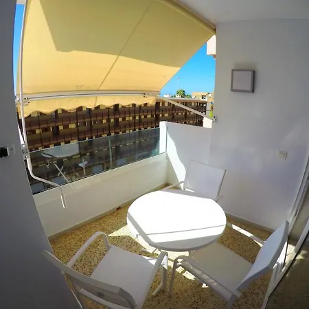 Edificio Abora Daire Los Cristianos (Tenerife)