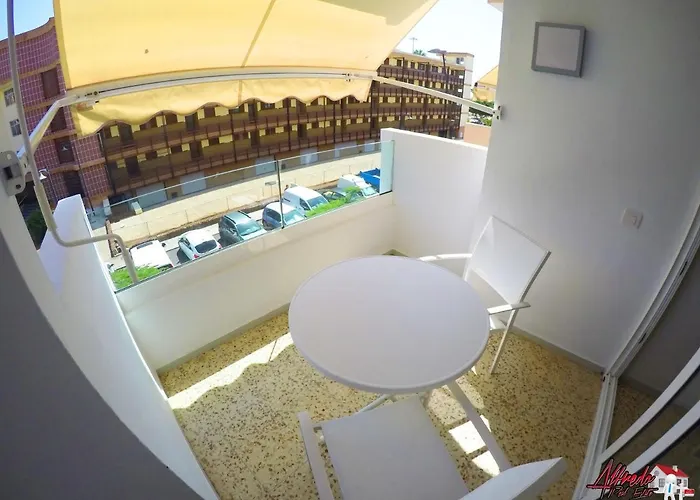 Edificio Abora * Los Cristianos (Tenerife)